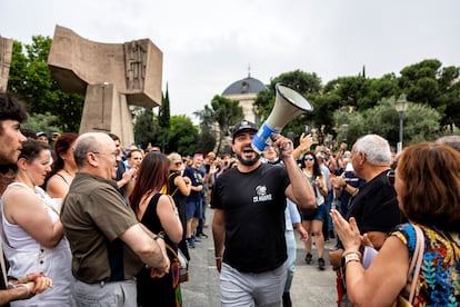 Mitin de Alvise Pérez, candidato a las elecciones europeas del 9J, el 7 de junio en la plaza de Colón de Madrid.