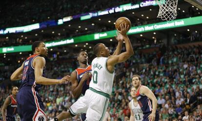 Bradley lanza entre Porter y Mahinmi.