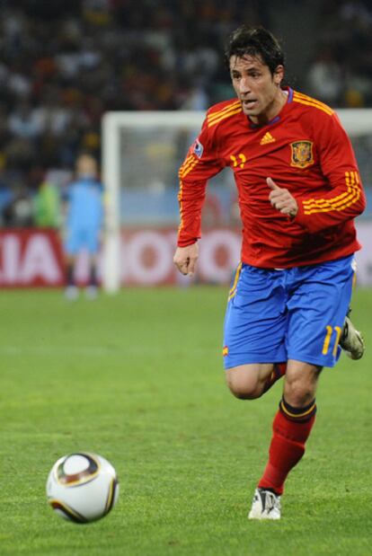 Capdevila durante el partido de semifinales contra Alemania