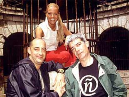 Félix Álvarez, Paula Álvarez y Oscar Landoire, en <i>Fort Boyard</i>.