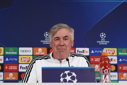 Ancelotti, entrenador del Real Madrid, en la rueda de prensa antes del Chelsea.