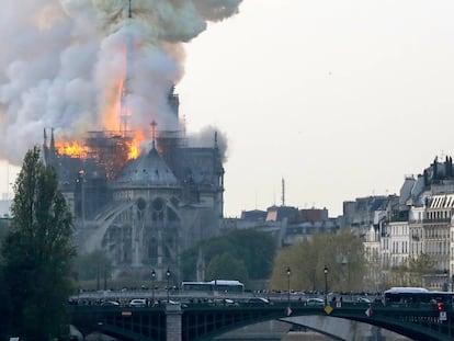 Incêndio na catedral de Notre Dame