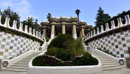 Vista de la Sala Hipóstila del Park Güell.