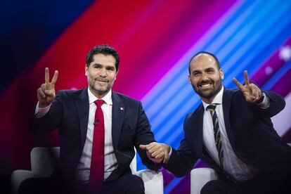 Eduardo Verástegui y Eduardo Bolsonaro, el sábado en la CPAC.