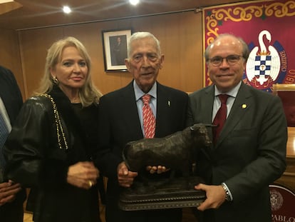 Paco Camino, el pasado mes de marzo, cuando recibió el premio 'Joaquín Vidal'.