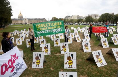 Protesta contra el uso de insecticidas con neonicotinoides el pasado septiembre en París.