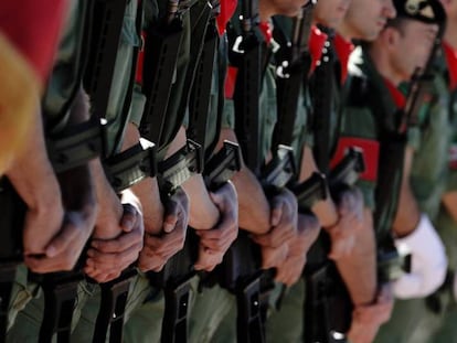 Miembros de la Brigada Paracaidista, en la base de Paracuellos del Jarama.