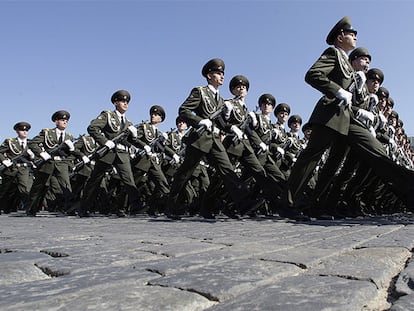 Medvédev advierte de que Rusia no aceptará "aventuras militares" de terceros países