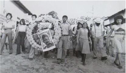 Manifestaci&oacute;n en San Luis Acatl&aacute;n (Guerrero), en 1980. 