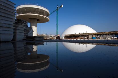 "Es uno de los puntos más altos de mi esfuerzo por transformar en obra de arte la arquitectura", dice Niemeyer.