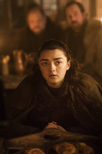 Maisie Williams como Arya Stark.