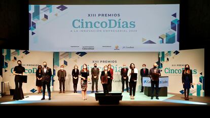 Foto de familia en la entrega de los premios Cinco Días a la Innovación Empresarial.