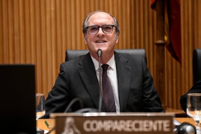 El Defensor del Pueblo, Ángel Gabilondo, durante la Comisión Mixta de Relaciones con el Defensor del Pueblo, en el Congreso.