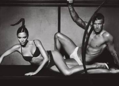 Victoria y David para la colección otoño-invierno 2009-2010 de Emporio Armani Underwear.