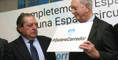 El presidente de la Asociación Valenciana de Empresarios, Vicente Boluda, y el presidente del Círculo de Economía de la comunidad autónoma, Juan José Bruguera, en apoyo del Corredor Mediterráneo.