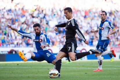 Cristiano Ronaldo reamta ante Álvaro