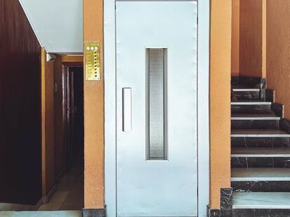Tu ascensor a lo mejor necesita una puesta a punto (y no es barata)