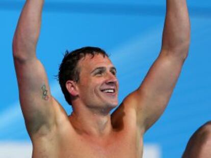 Lochte sonríe durante los Mundiales de Natación.