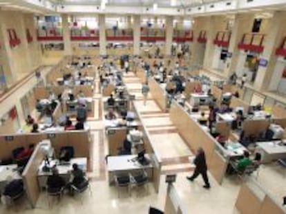 La Administración podrá eliminar los puestos cubiertos de forma irregular