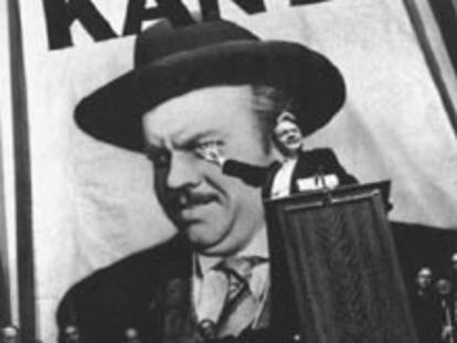 Orson Welles, caracterizado como Charles Foster Kane, en un fotograma de la película.