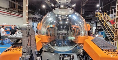 Submarino de la empresa estadounidense Triton Submarines, que debía sumergirse a 11.000 m de profundidad en las islas Marianas, para el cual tuvieron que fabricar una pieza crítica.