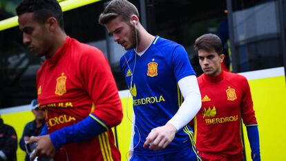 Thiago, De Gea y Bartra, en Austria.