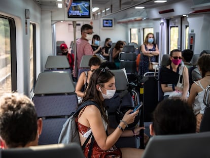 Tren de Rodalies de Catalunya (cercanías), en Barcelona.