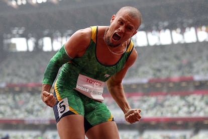 Ricardo Gomes de Mendonça após faturar o bronze.