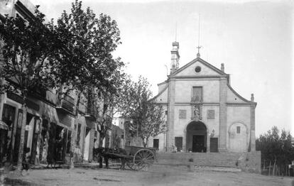 Iglesia dels Josepets, en la Pla&ccedil;a de Lesseps, Vallcarca.