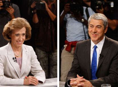 El primer ministro socialista luso, José Sócrates, y la líder conservadora, Manuela Ferreira Leite, en un momento del debate en televisión.