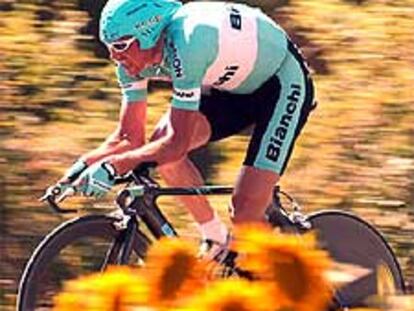Ullrich, durante el recorrido, ayer.