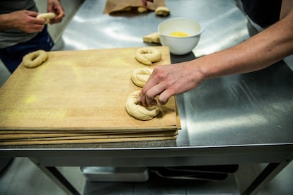 Del obrador de Nopa Bagels salen entre 100 y 200 bagels al día.