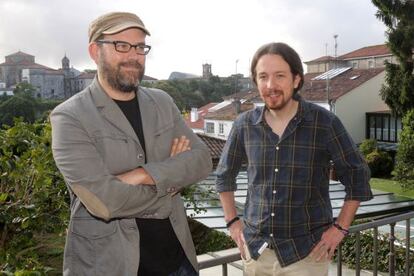 Martiño Noriega y Pablo Iglesias, esta mañana en Santiago.