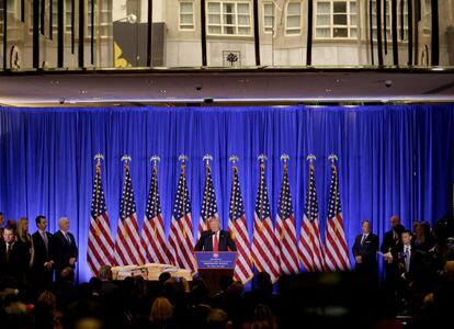 Trump comparece ante la prensa, en Nueva York.