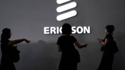 Logo de Ericsson en el MWC de Shanghái.