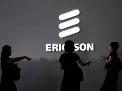 Logo de Ericsson en el MWC de Shanghái.