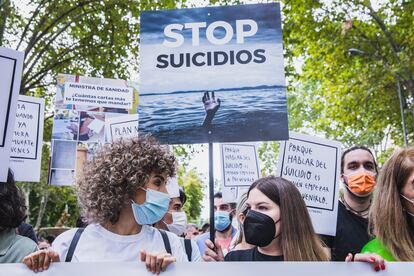 Protesta para reclamar medidas de prevención del suicidio, el pasado septiembre en Madrid.