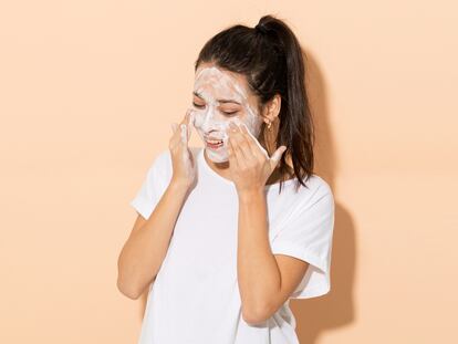 Belleza coreana: por qué la triple limpieza es fundamental para una piel radiante