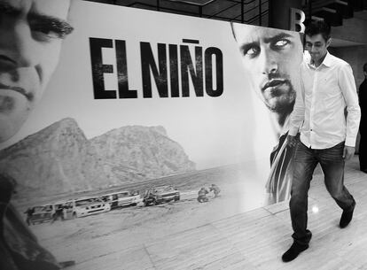 08.37h. Eduardo Madina llega a los estudios de Telecinco para ser entrevistado en "El programa de verano".