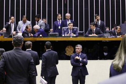 Rodrigo Maia abriu na noite desta terça-feira sessão para votar em segundo turno a reforma da Previdência.