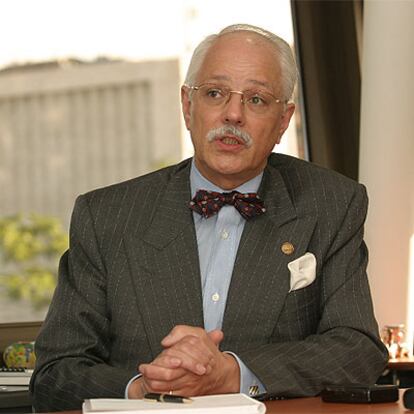 El consejero delegado de A. T. Kearney, Henner Klein, en la oficina de la firma en Madrid.