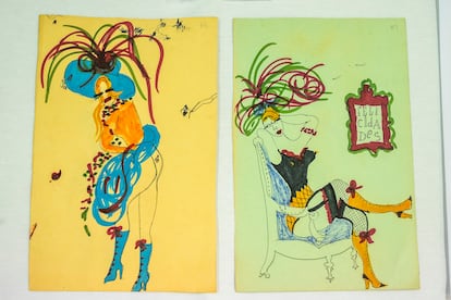 Dibujos de mujeres con tacones y sombreros, atribuidos a Luis García Berlanga.
