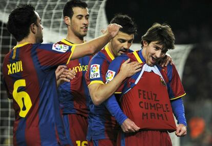 Messi felicita el cumpleaños a su madre tras marcarle un gol al Racing.