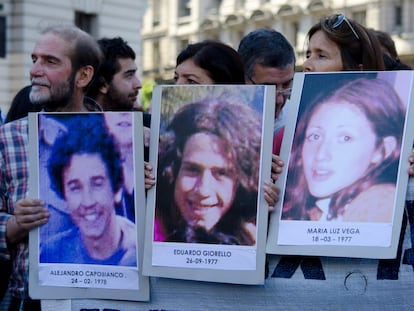 Marcha en Buenos Aires en marzo de 2013 en recuerdo de los desaparecidos por la dictadura argentina.