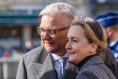 Los príncipes Lorenzo y Claire de Bélgica en un homenaje familiar el 18 de febrero de 2025, en Bruselas. 