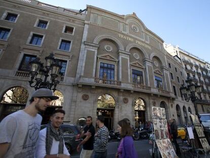 La fachada del Teatro Principal, una vez rehabilitada.