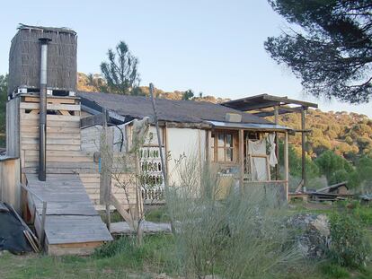 Centro Karuna en la Ecoaldea del Valle del Pino del Conde.