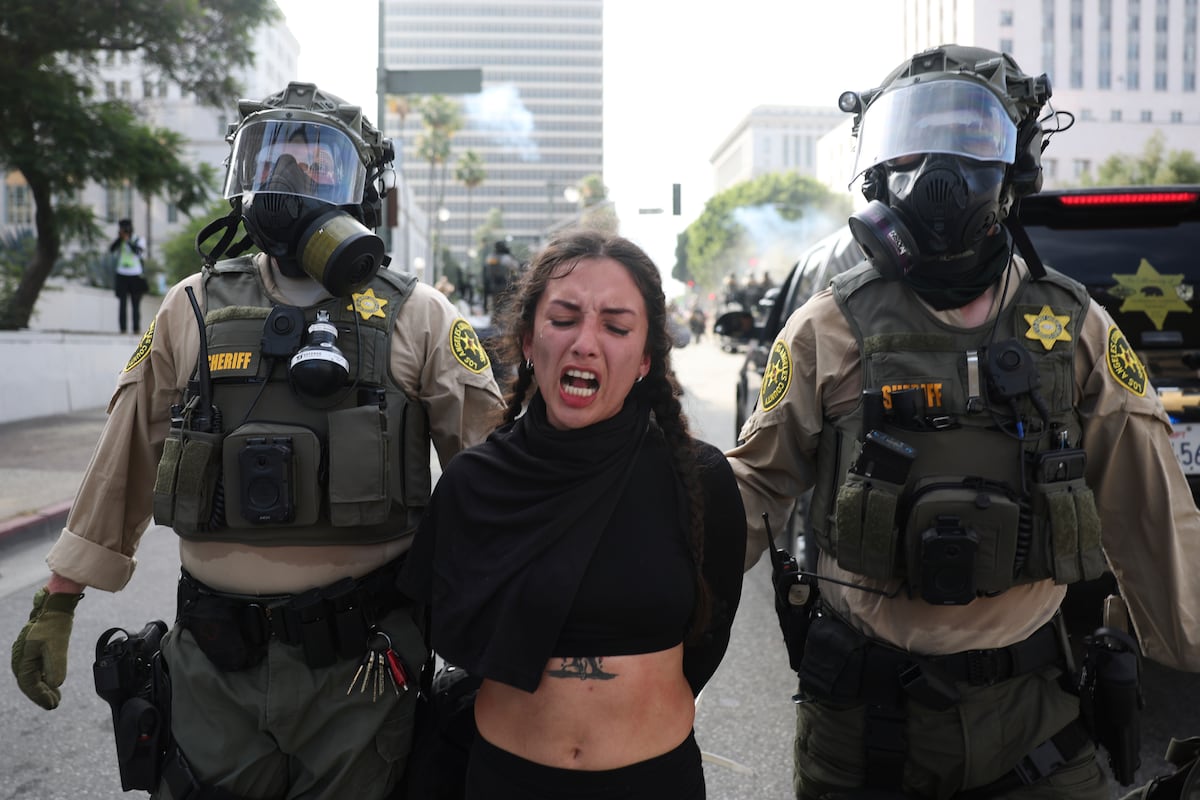 California advances ‘No Kings Law’ to allow lawsuits against ICE agents