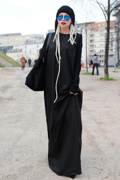 street style aprende a llevar los sombreros como las parisinas