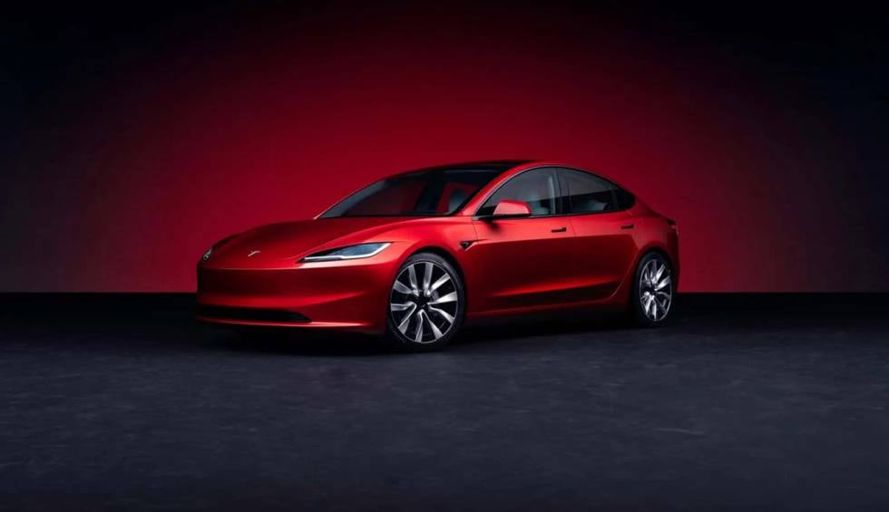 El Tesla Model 3 sacude el mercado y el Cupra Tavascan aterriza con fuerza: estos son los eléctricos más vendidos en septiembre